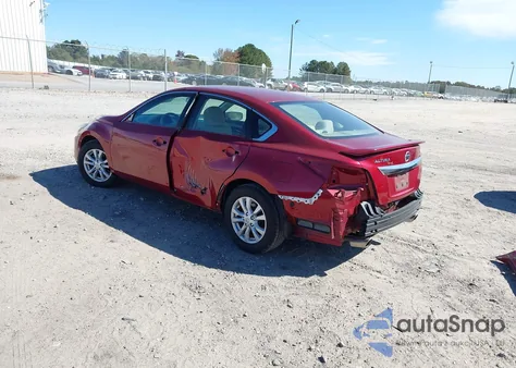 2015 Nissan Altima 2.5 S из США, поврежденный, VIN 1N4AL3AP6FC104398